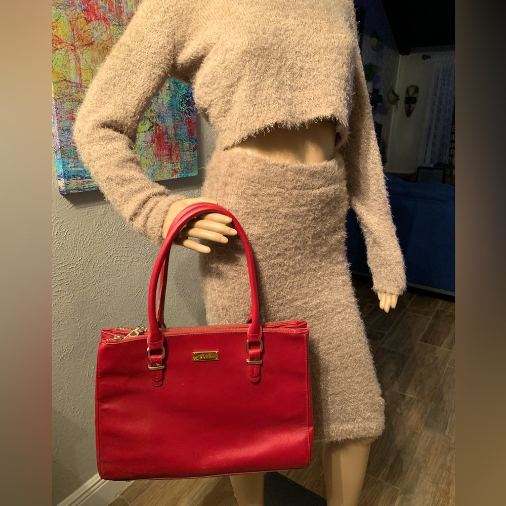 BCBG tote bag.